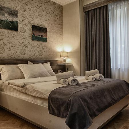 Hotel Four Brothers Tbilisi Exterior photo